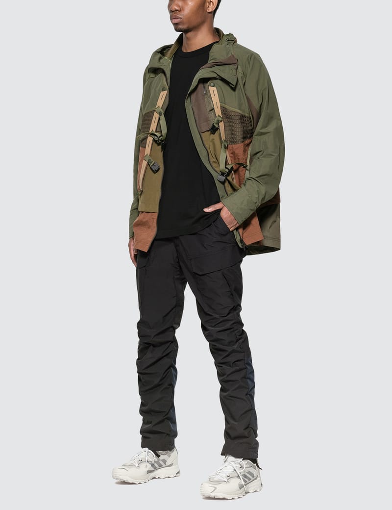 white mountaineering cargo pants