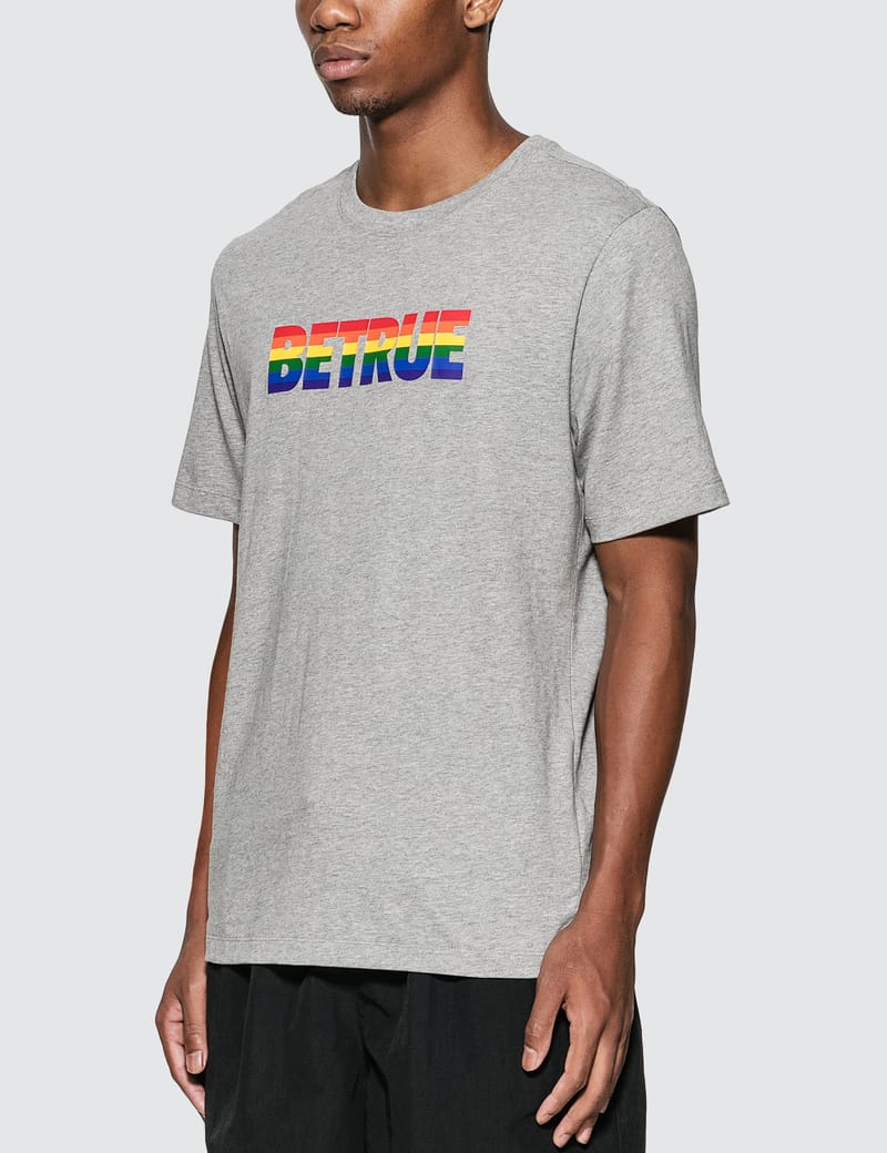 nike be true t shirt