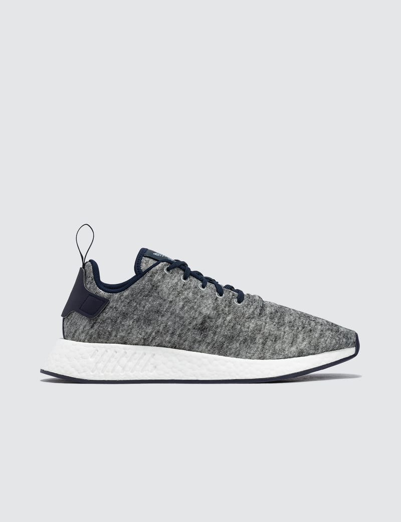 ua&sons nmd r2 shoes