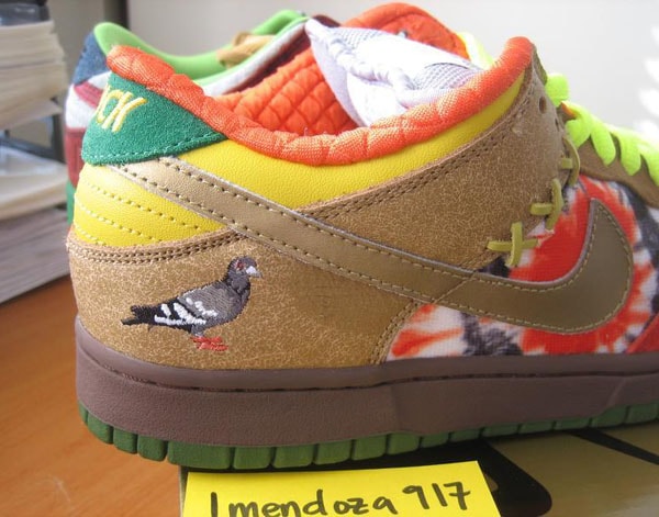 Nike SB "What the Dunk"
