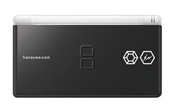 honeyee.com x Fragment Design Nintendo DS Lite