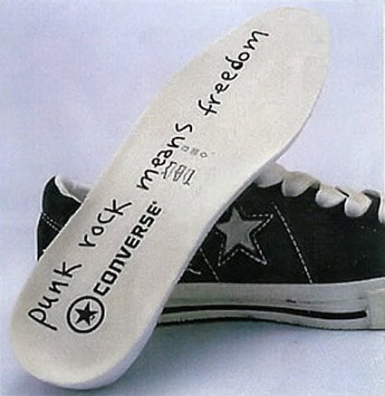 Kurt Cobain x Converse One Star Low