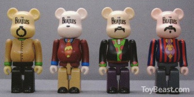 Medicom Toy "Yellow Submarine" Bearbrick
