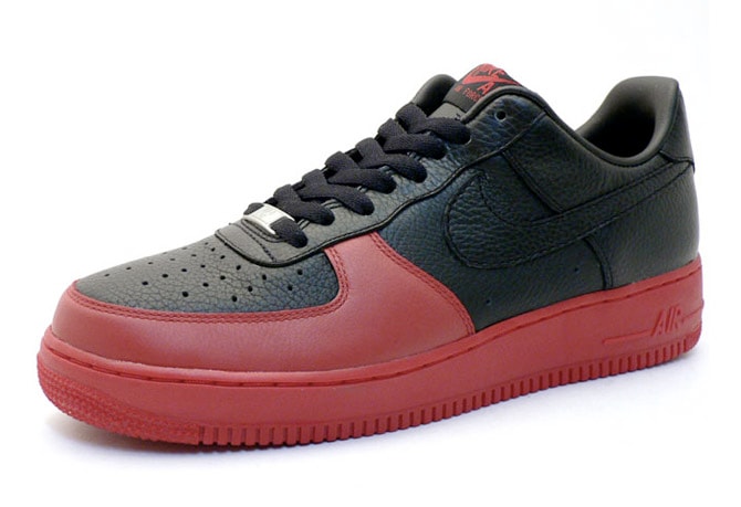 Nike Air Force 1 Low - Black/Red Colorway