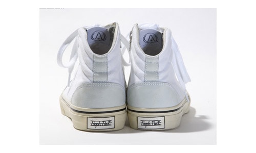 SOPHNET. x Visvim Black & White Collection