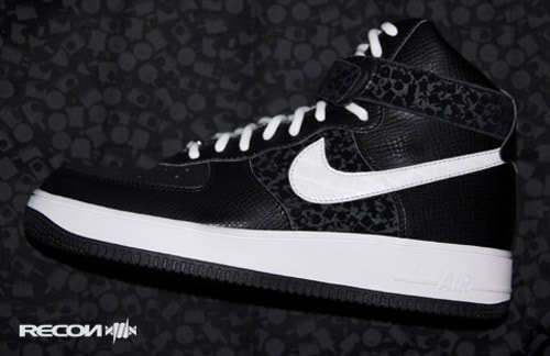 Stash Nike Air Force 1 High