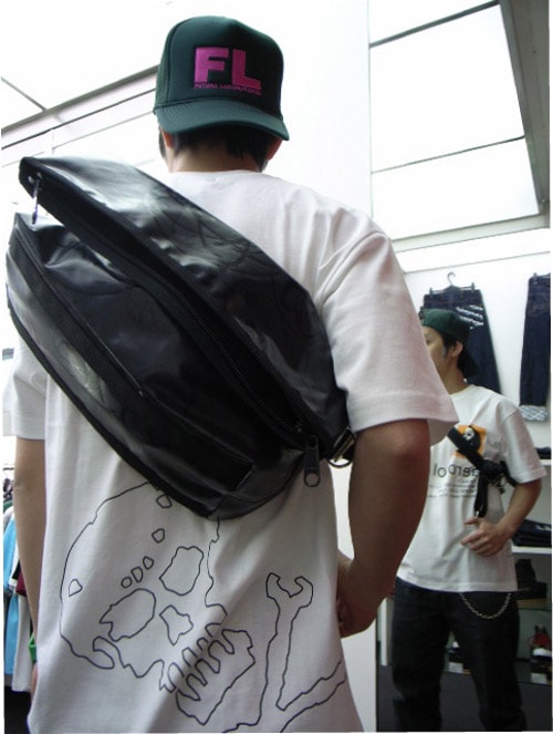 Futura Laboratories Atomic Ring Messenger Bag