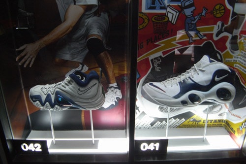 Nike 706 - 100 Innovations