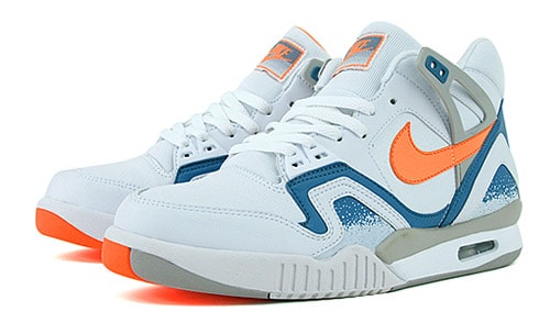 Nike Air Tech Challenge II