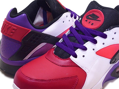 Nike Carmine Running Pack