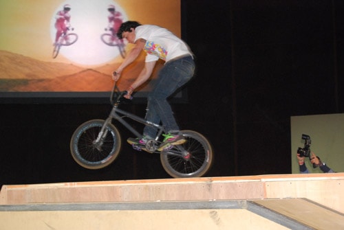 Nike 6.0 "Lightning Bolts" BMX Exhibition