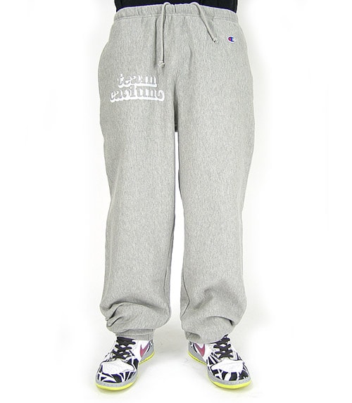 UCS x Champion 2008 Fall Collection