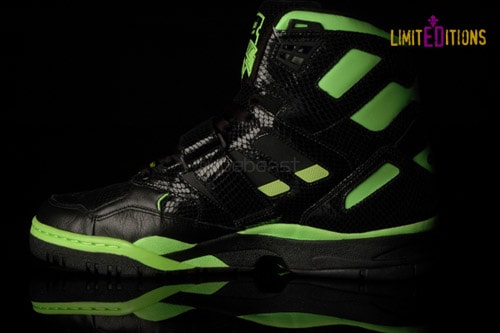 adidas Originals by Originals Collection - Jeremy Scott 