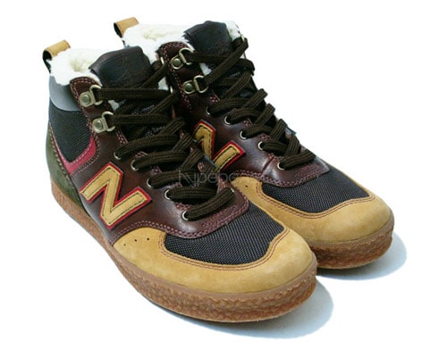 New Balance WRC576B
