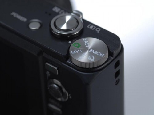 Ricoh R10 Digital Compact Camera
