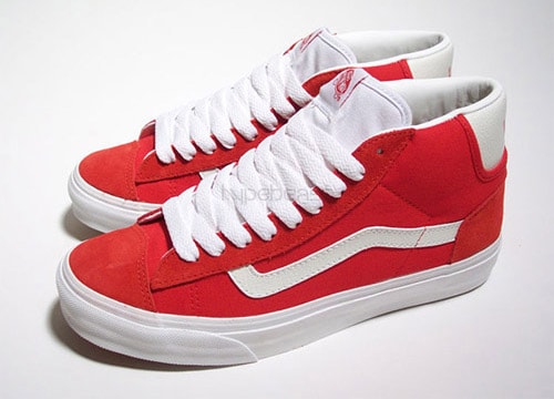 Classic Kicks x Vans Midschool 77