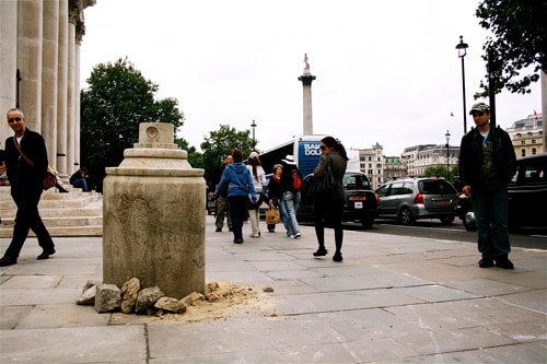 D*Face Decorates London