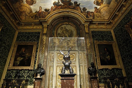 Jeff Koons - Chateau de Versailles Exhibition