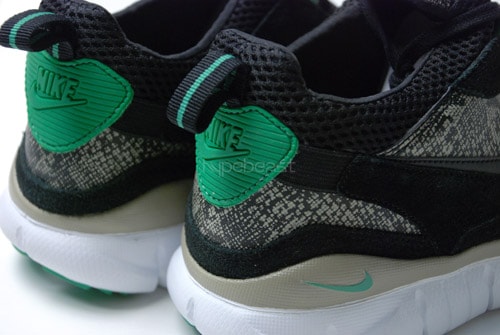 Nike Wildwood 90 Free Trails Python Pack