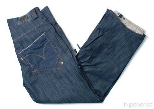 Levi's x 686 The Times Limited Edition Box 