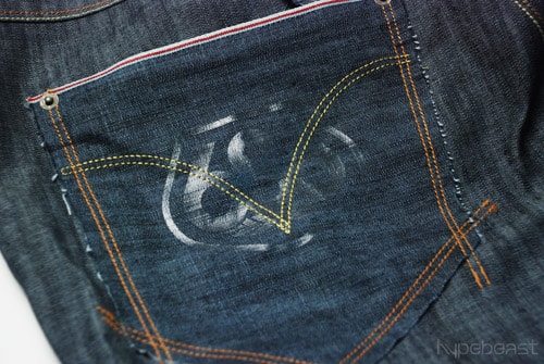 Levi's x 686 The Times Limited Edition Box 