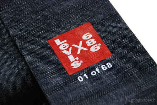 Levi's x 686 The Times Limited Edition Box 