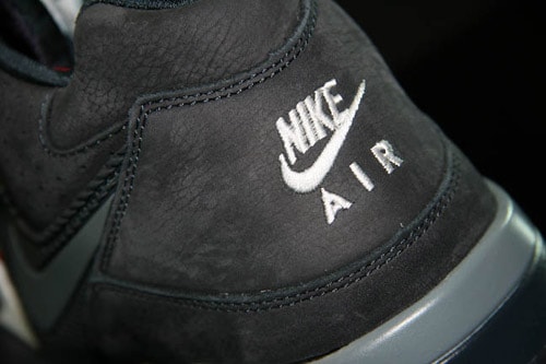 Nike Air Force 180