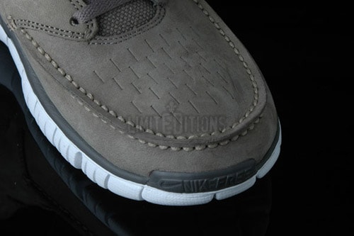 Nike Free Hybrid Boot "New Olive"