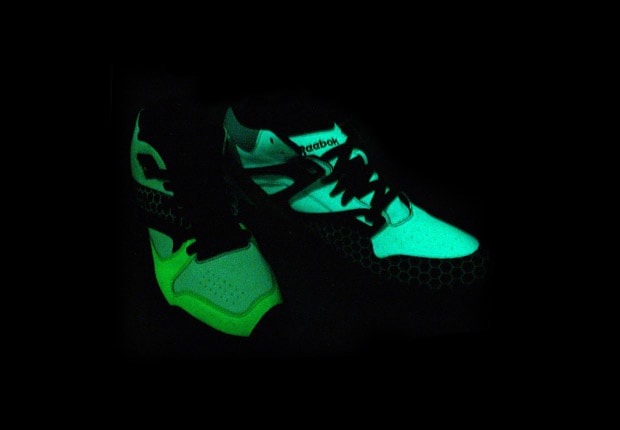 chapter-world-reebok-exclusive-glow-pack-1