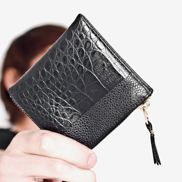comme-des-garcons-reptile-embossed-wallet-1