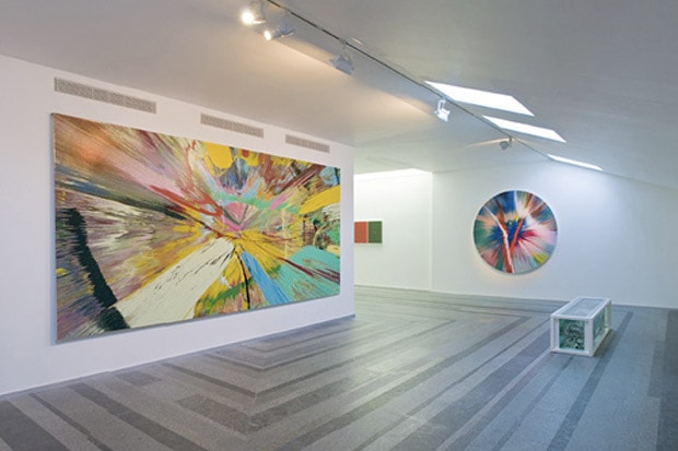 damien-hirst-requiem-1