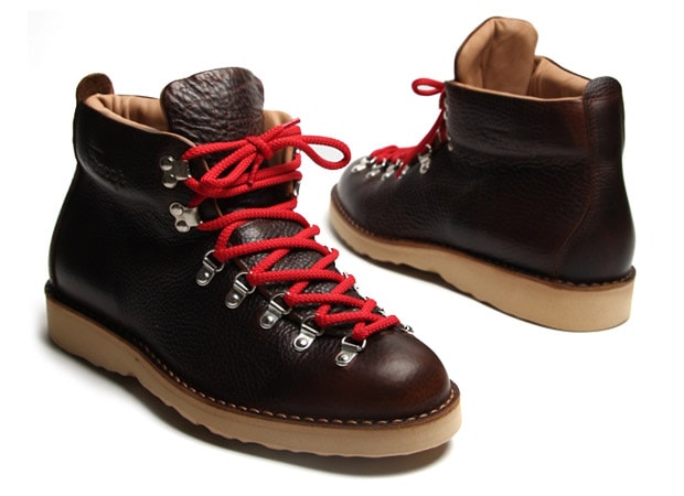 fracap-japan-monkey-mountaineering-boots-1