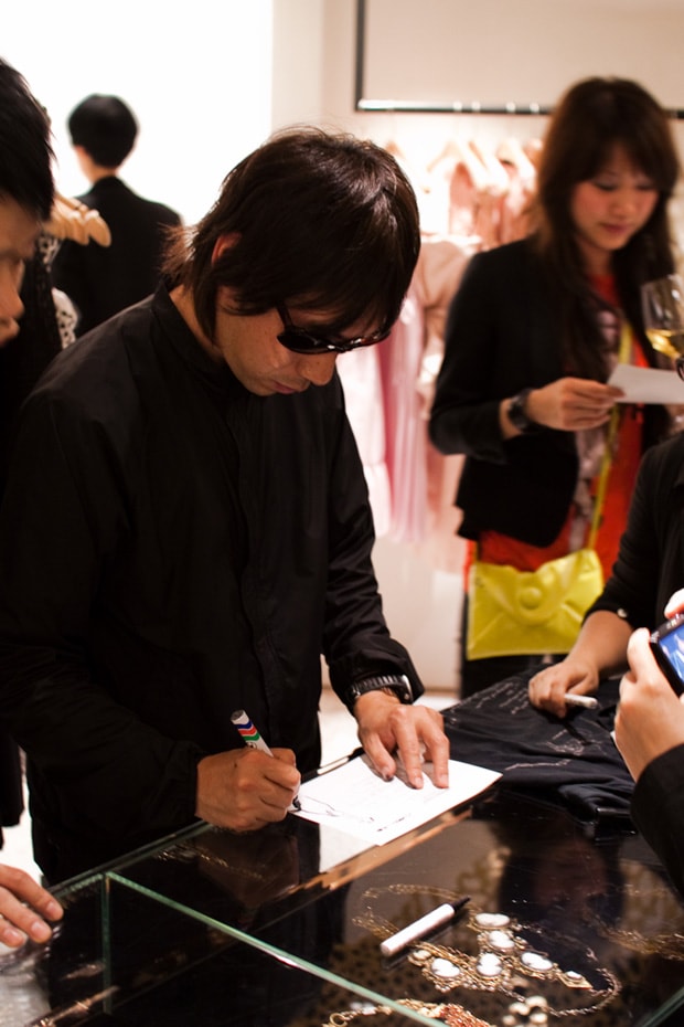 jun-takahashi-grace-exhibition-00