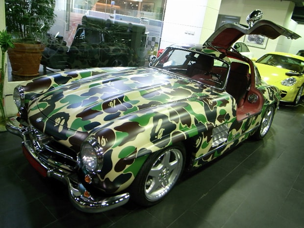 mercedes-benz-amg-300sl-nigo-1
