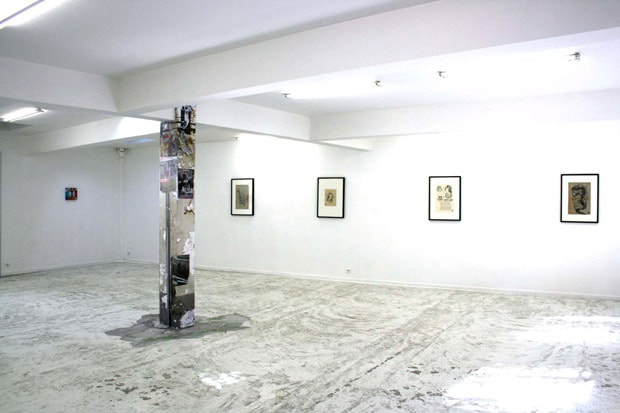 mike-giant-dalek-art-exhibition-paris-1