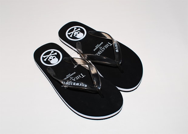 Theatre8 x mastermind JAPAN Flip Flops