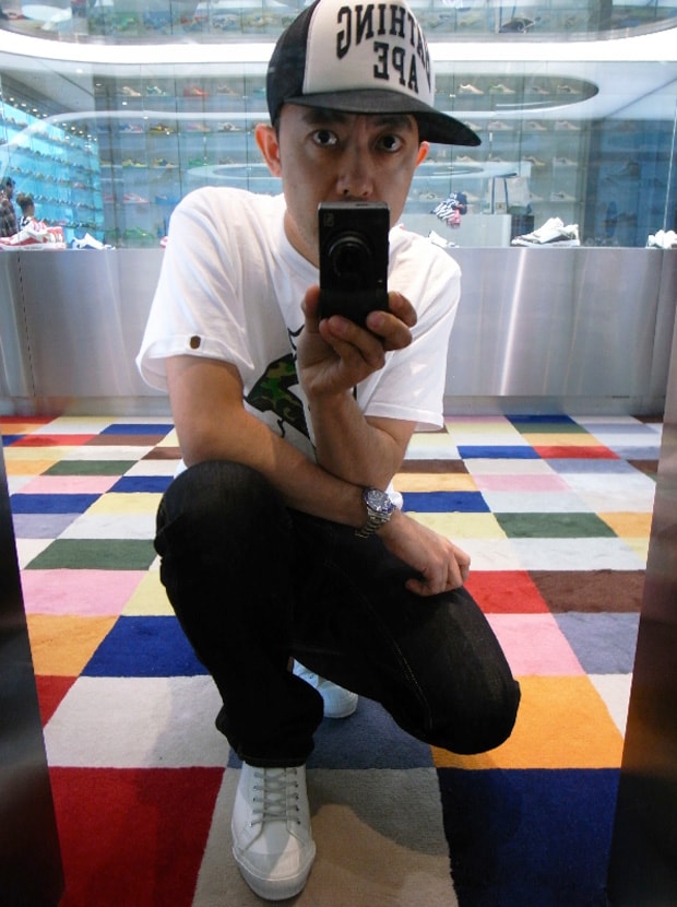 nigo-wearing-ball-band-kicks-00