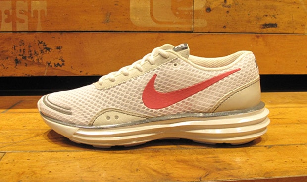 nike-2009-ss-lunartrainer-1