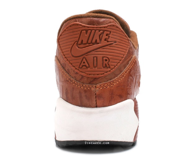 nike-air-max-90-friend-family-croc-1