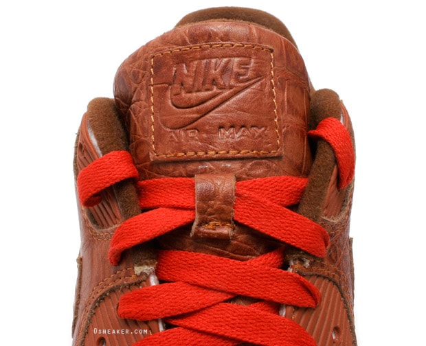 nike-air-max-90-friend-family-croc-1