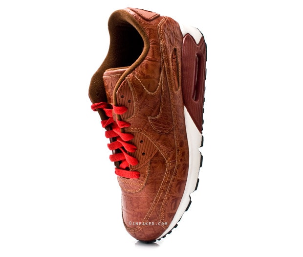 nike-air-max-90-friend-family-croc-1