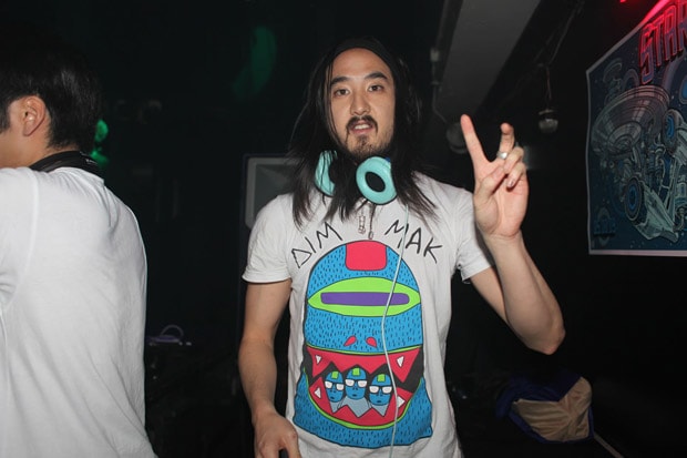 steve-aoki-star-trek-womb-event-1