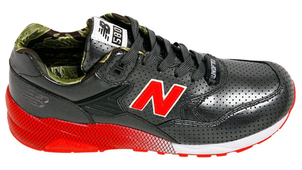 stussy-undefeated-realmad-hectic-full-metallic-jacket-new-balance-mt580-1