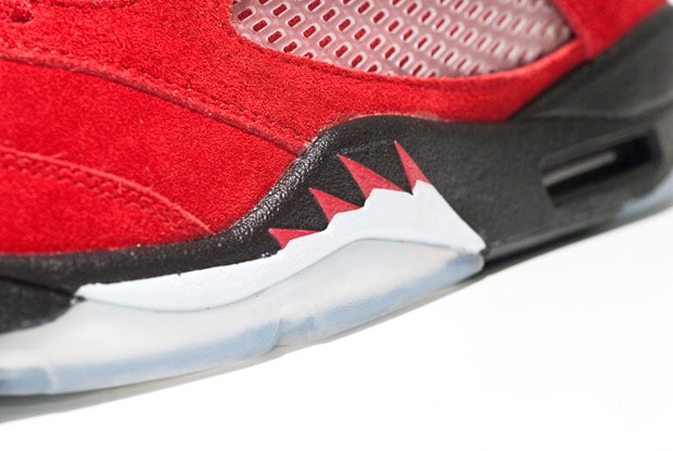 air-jordan-5-toro-bravo-pack-closer-look-1