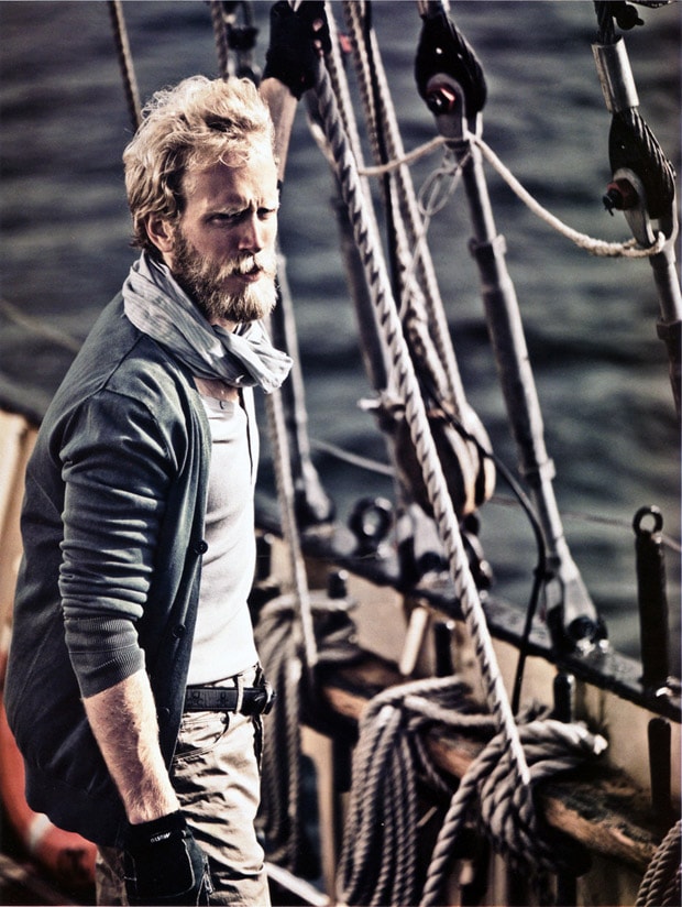 dvman-young-men-sea-photoshoot-1