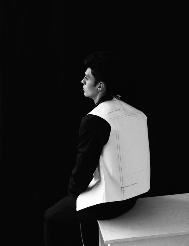 Kris Van Assche | Sculpture & Photography Exhibition France
