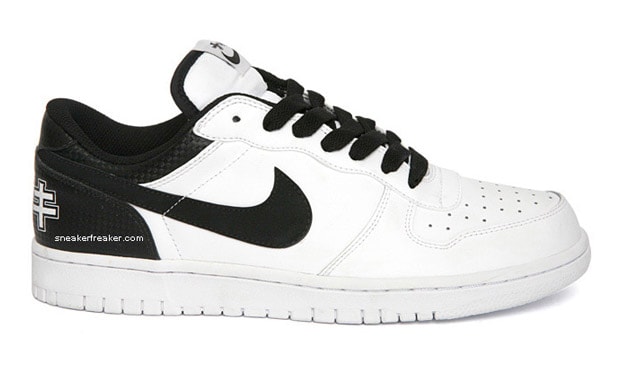 nike-big-nike-low-1