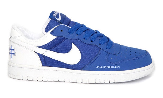 nike-big-nike-low-1