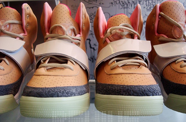 nike-sportswear-air-yeezy-net-preview-1