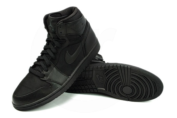 air-jordan-1-black-ostrich